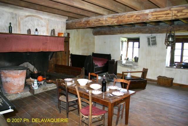 Château d'Usson-les-Bains - Maison du patrimoine : Reconstitution d'un habitat.
