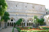 Abbaye de Fontfroide : Cloître.