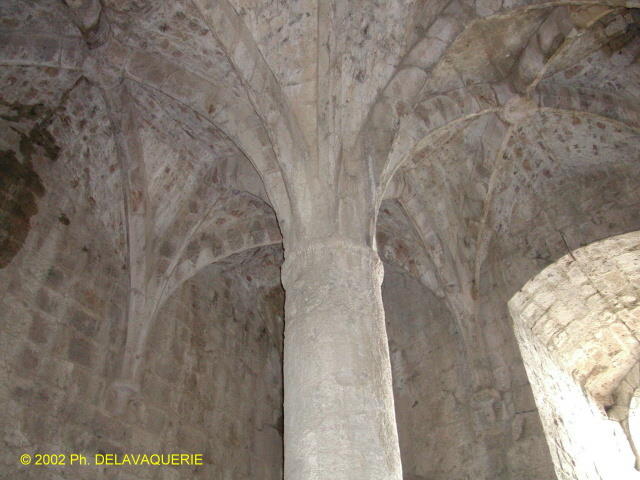 Quéribus - Donjon : Salle du pilier