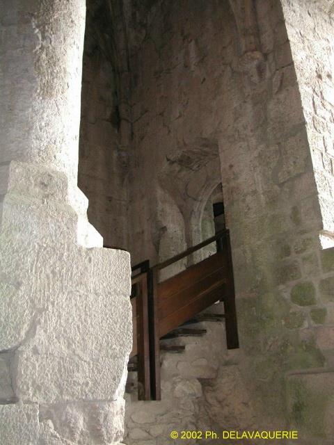 Quéribus - Donjon : Salle du pilier