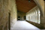 Abbaye de Saint-Hilaire - Le cloître côté est.