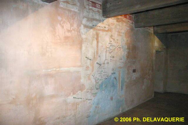Château de Villerouge Termenès - Salle du rez-de-chaussée : Sur le mur les restes d'une fresque.