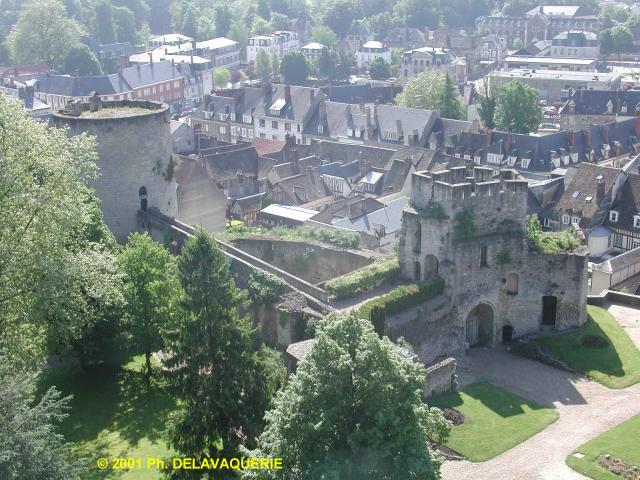 Château de Gisors - La tour du Gouverneur et la tour du Prisonnier