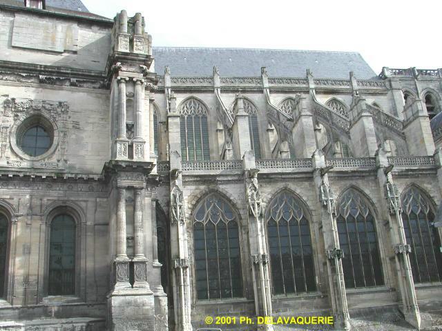 Eglise Saint-Gervais Saint-Protais de Gisors - Extérieur de l'église.