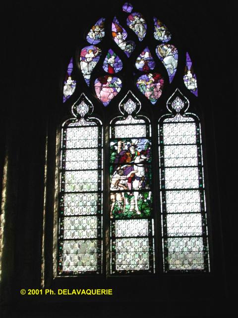 Eglise Saint-Etienne de Beauvais - Chapelle Notre-Dame de Lorette ou de Saint-Sébastien : implantation de débris de verrière retrouvés au XIXe siècle dans une dépendance de l'église