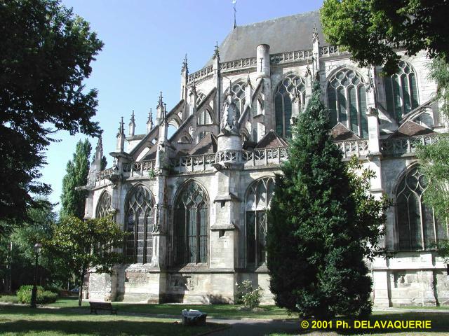 Eglise Saint-Etienne de Beauvais - Vue extérieure côté Nord