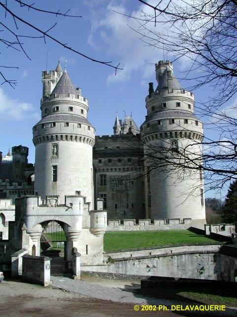 Château de Pierrefonds - Enfin le château.