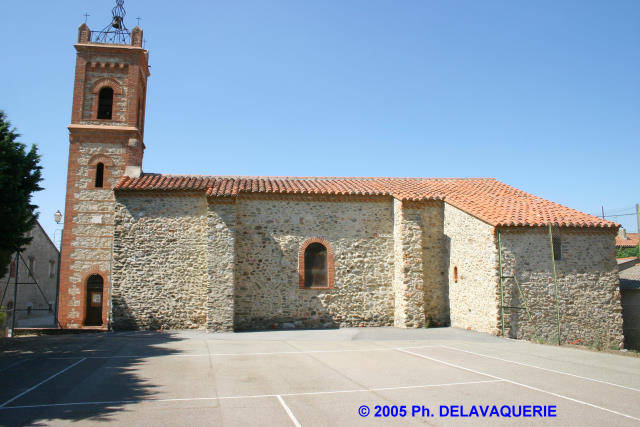 Eglise Sainte Marie Madeleine de Corbre-les-Cabanes - Extérieur.