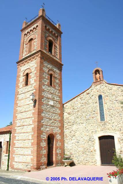 Eglise Sainte Marie Madeleine de Corbre-les-Cabanes - Extérieur.