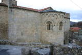 Eglise Sainte Marie de Corneilla de Conflent - Façade Est : Avec l'arrondi de l'abside.