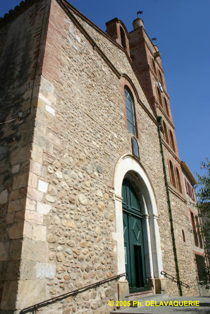 Eglise Saint Martin de Corneilla de la Rivière - Le clocher.