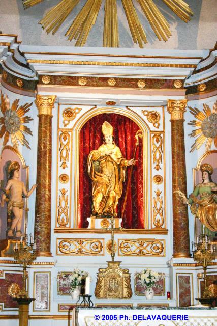 Eglise Saint Martin de Corneilla de la Rivière - Choeur : Retable : St Martin représenté en évêque.