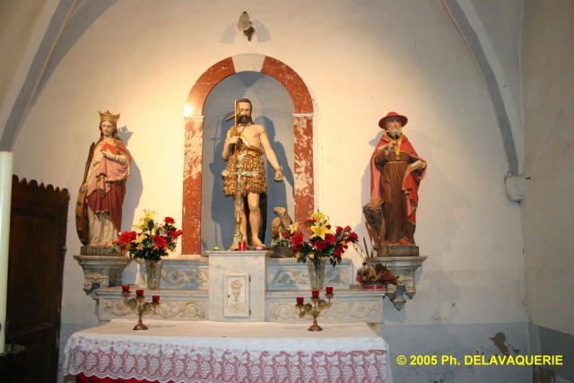 Eglise Saint Martin de Corneilla de la Rivière - Chapelle St Jean-Baptiste avec à droite St Bonaventure, au milieu St Jean-Baptiste et à gauche Ste Catherine.