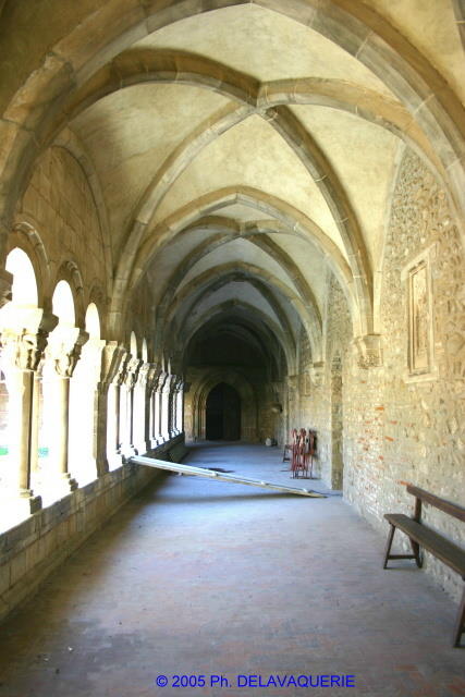 Cathédrale Sainte-Eulalie et Sainte Julie d'Elne - Cloître galerie Ouest.