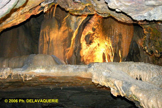 Grotte des grandes canalettes - Salle de la fontaine.