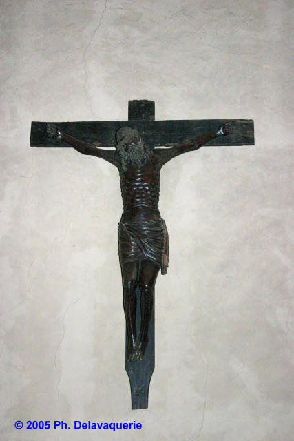 Eglise Saint Pierre de Prades - Chapelle de la Conception : Christ Noir du XVIe