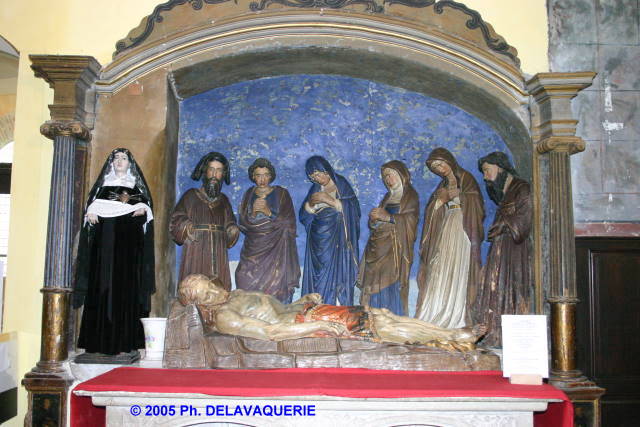 Eglise Saint André de Rivesaltes - Retable de la mise au tombeau. Eléménts de l'ancienne église romane (XVe).