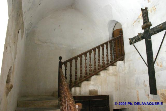 Prieuré de la Salvetat de St Féliu d'Amont - Collatéral : Escalier donnant accès à la tribule.