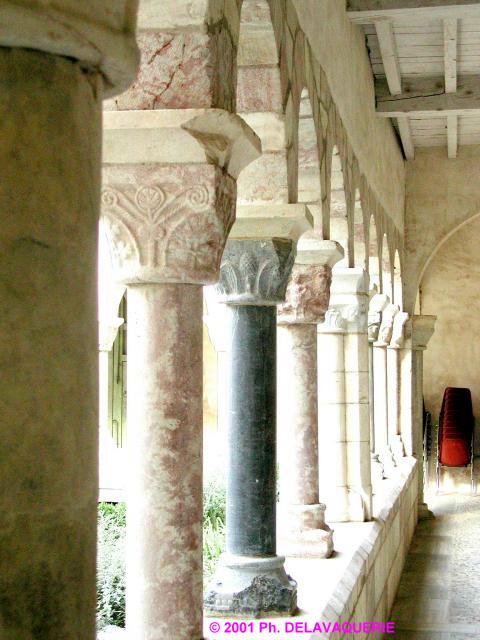Cloître de Saint-Genis des Fontaines - Galerie Nord.
