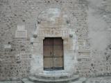 Façade de l'église de Saint-Genis des Fontaines