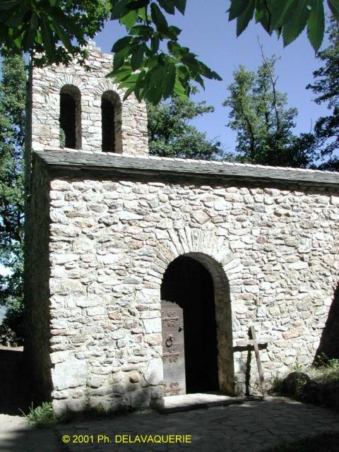 Saint-Martin du Canigou - Entrée de Saint-Martin-le-Vieux.