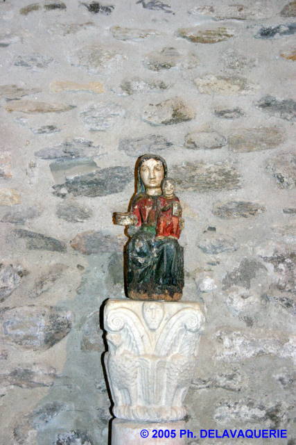 Saint-Michel de Cuxa - L'église : Vierge de Cuxa, de tradition romane.