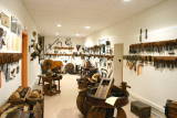 St-Paul de Fenouillet - Une des pièces de la ferme transformée maintenant en musée. Atelier du travail du bois.