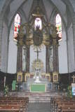 Eglise Saint Julien - Sainte Baselisse de Vina - Maître-Autel à la française aux colonnes et aux saints titulaires en marbre (Fin XVIIIe).