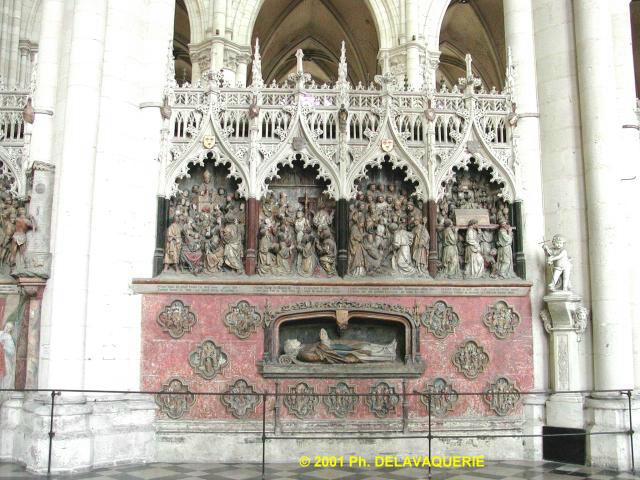 Cathédrale Notre-Dame d'Amiens - Haut relief de Saint Firmin