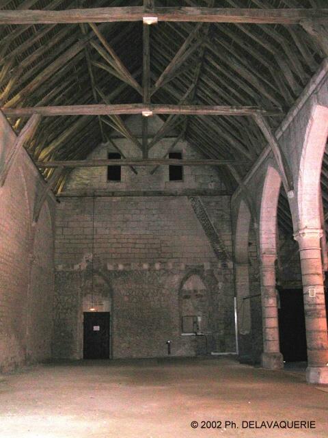 Abbaye de Maubuisson - La grange à dîmes : intérieur.