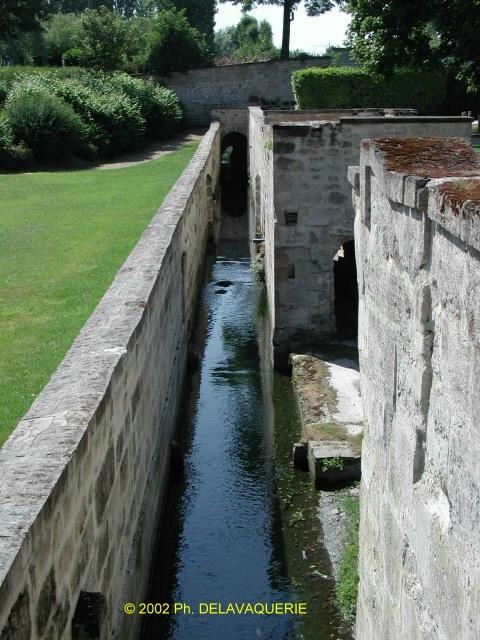 Abbaye de Maubuisson - L'Abbaye : Canal collecteur